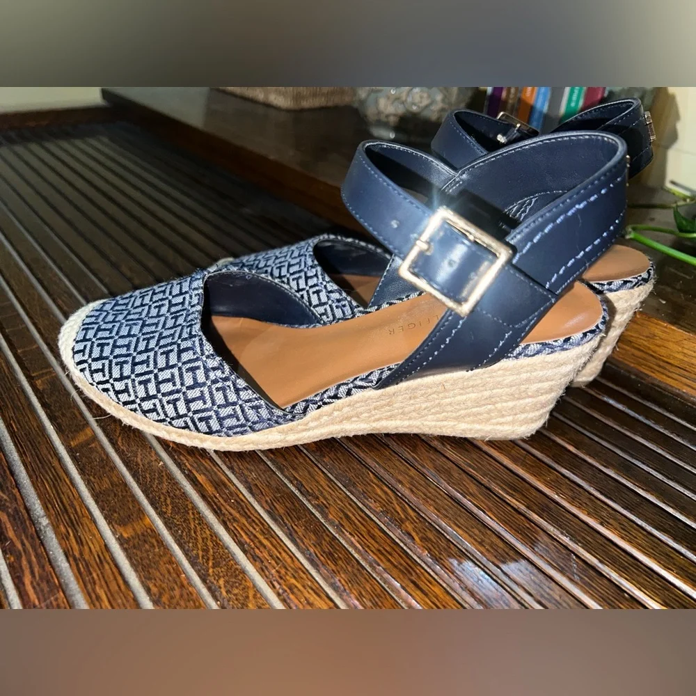 Tommy Hilfiger‎ Blue Patterned Espadrilles 7.5